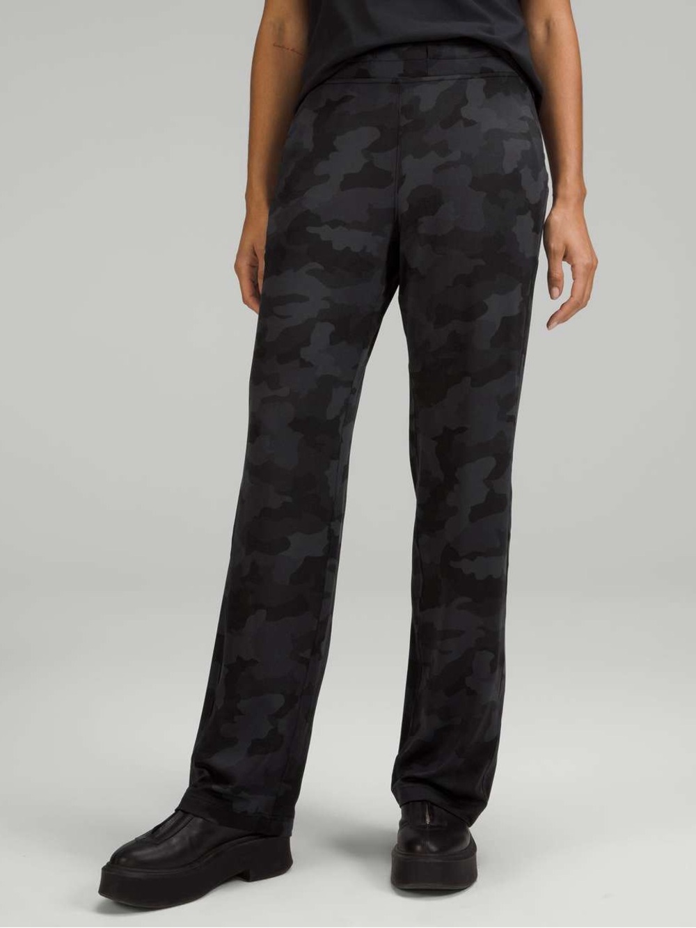 Lululemon Ready to Rulu Straight-Leg High-Rise Pant Heritage 365 Camo Deep Coal
